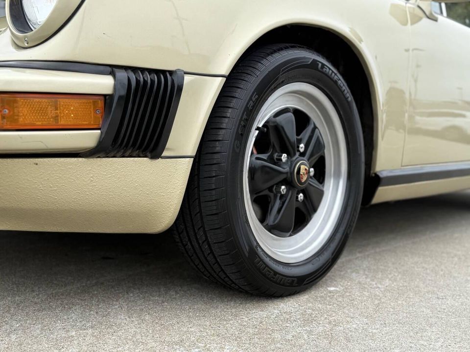 1977 Porsche 911