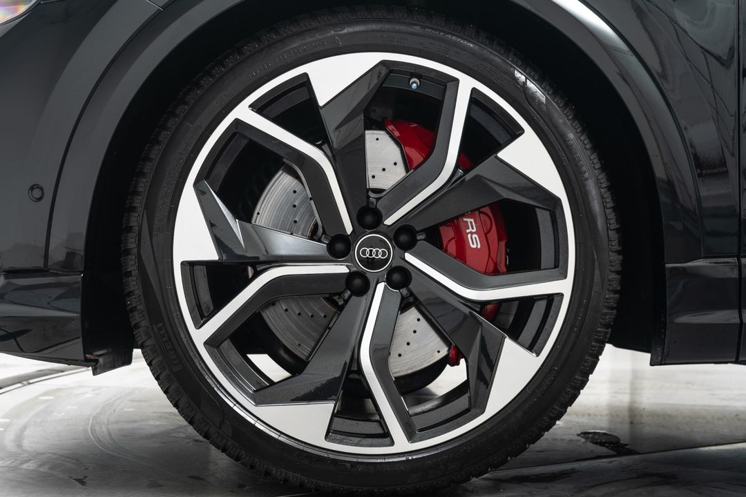 2023 Audi RS Q8