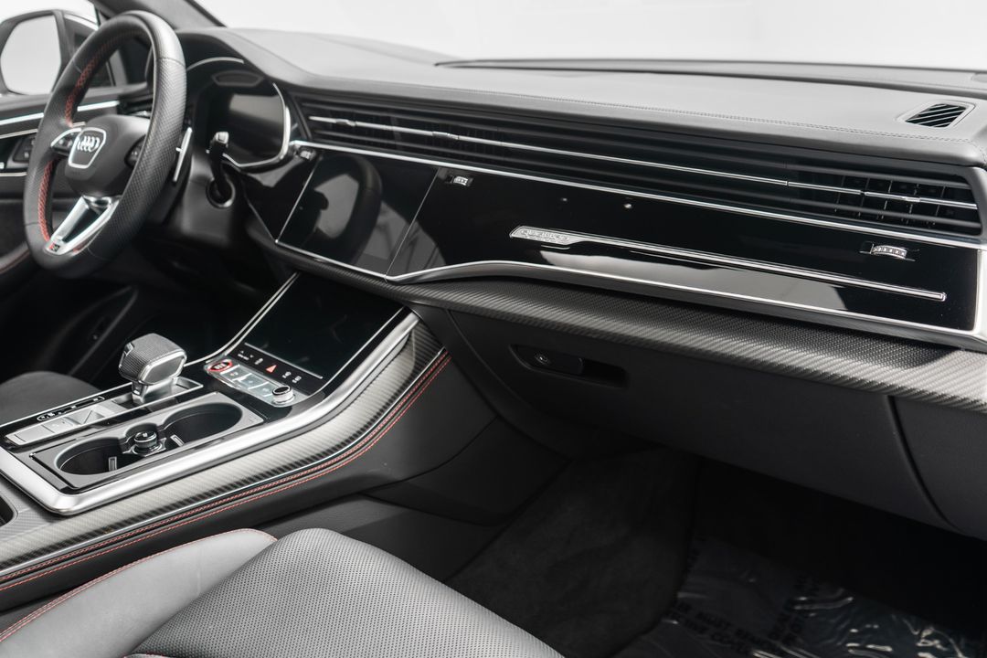 2023 Audi RS Q8