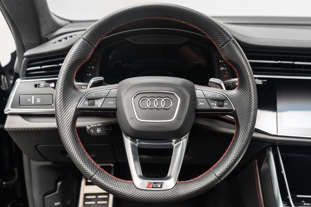 2023 Audi RS Q8