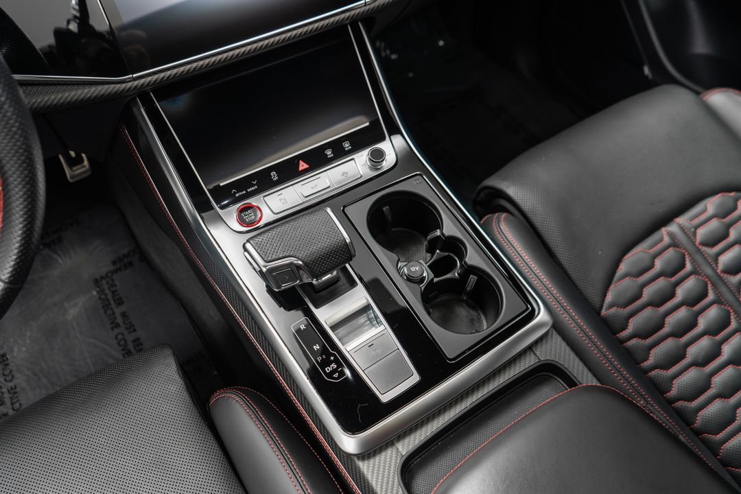 2023 Audi RS Q8