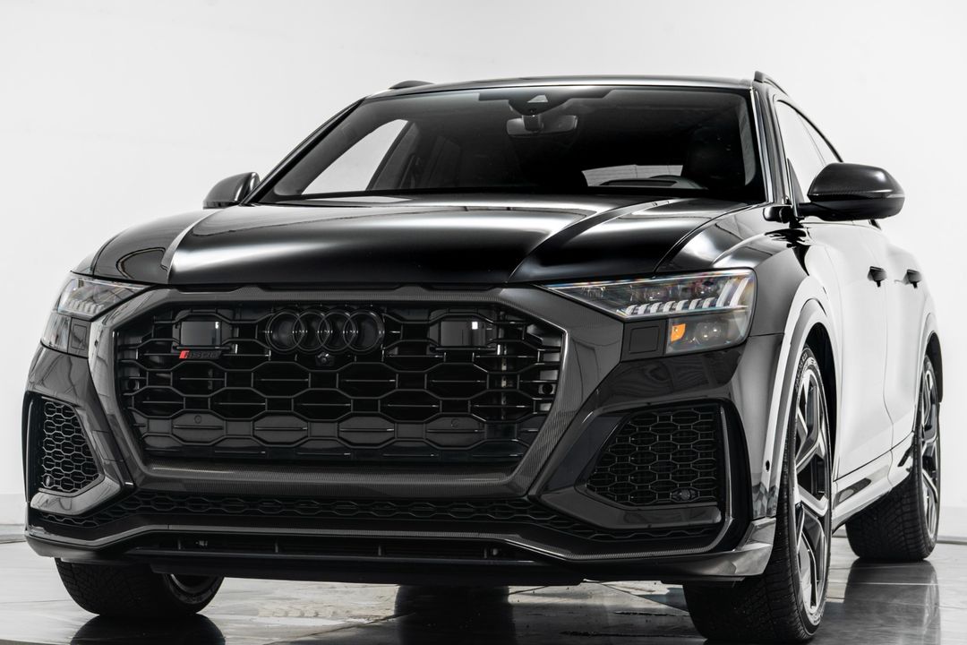2023 Audi RS Q8