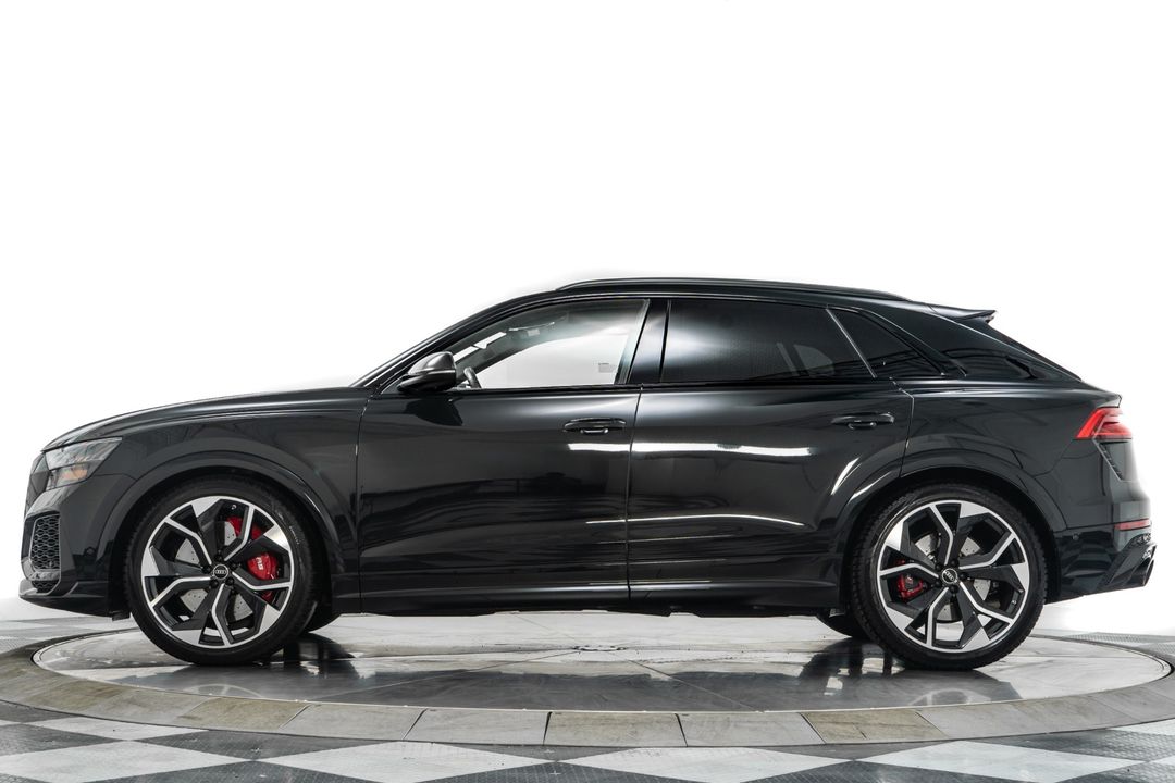 2023 Audi RS Q8