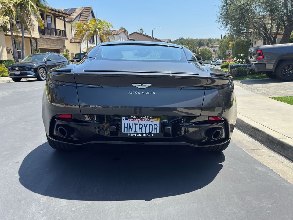 2019 Aston Martin DB11
