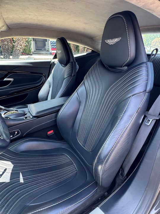 2019 Aston Martin DB11