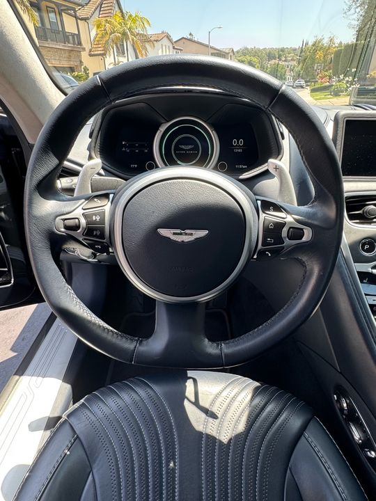 2019 Aston Martin DB11