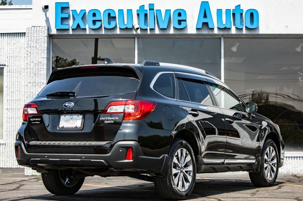 2018 SUBARU OUTBACK
