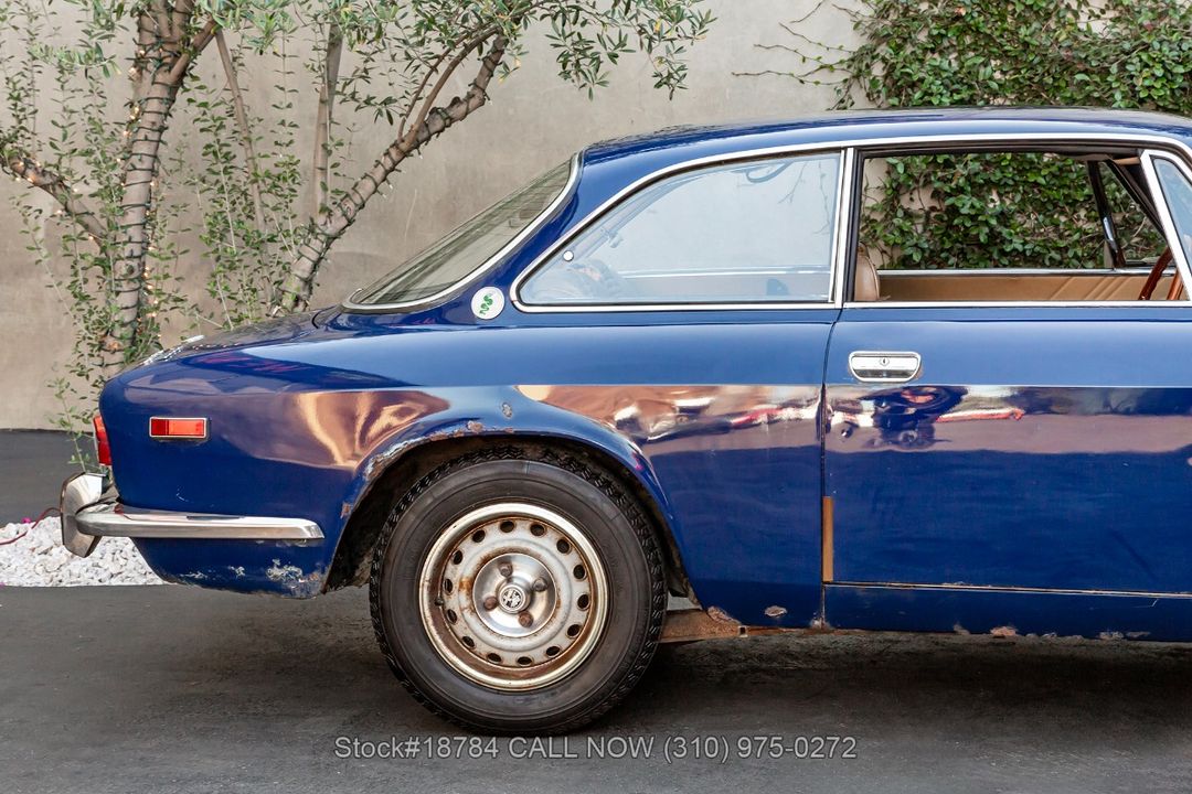 1973 Alfa Romeo 2000 GT