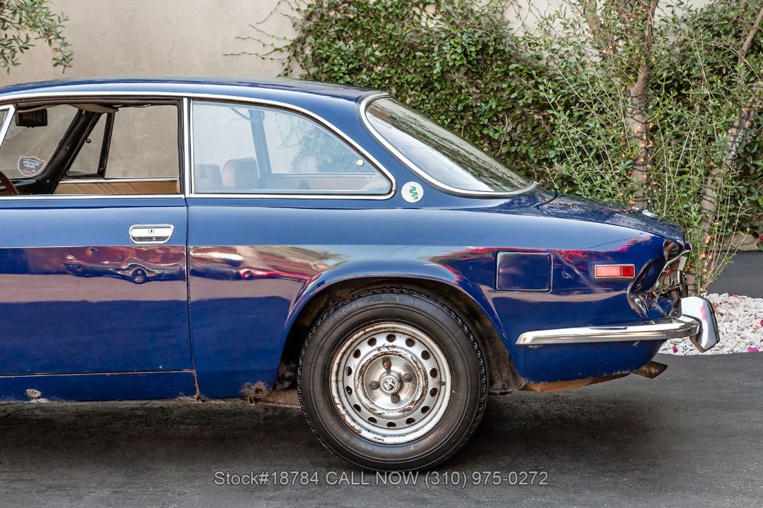 1973 Alfa Romeo 2000 GT