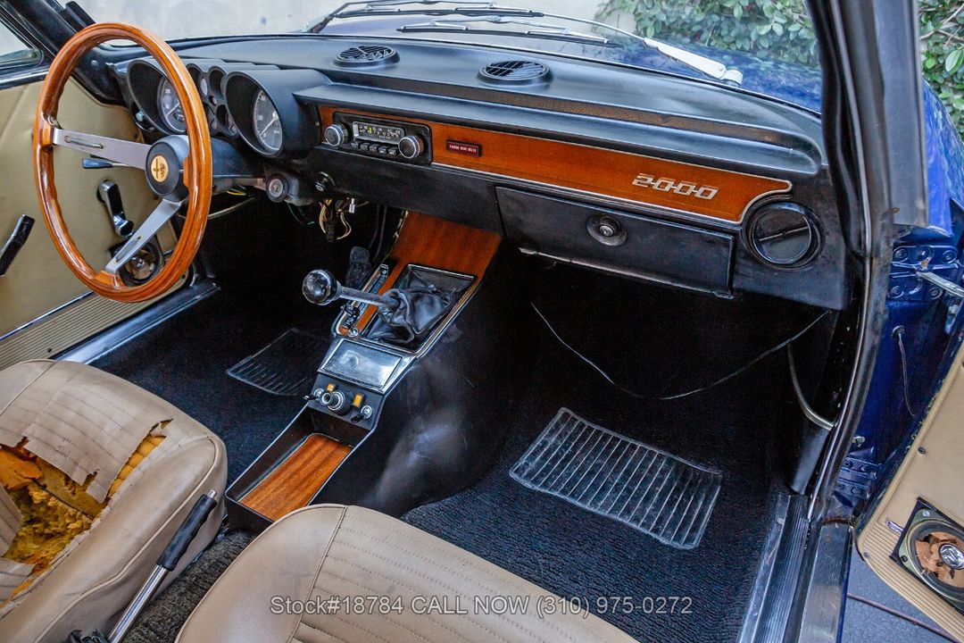 1973 Alfa Romeo 2000 GT