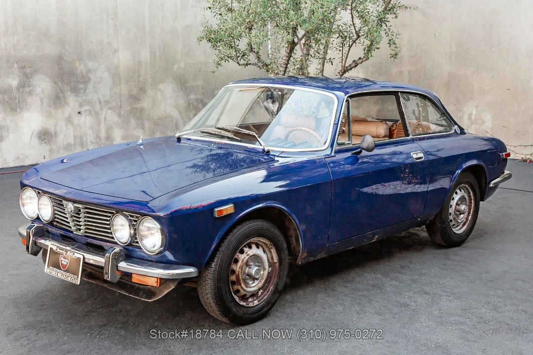 1973 Alfa Romeo 2000 GT