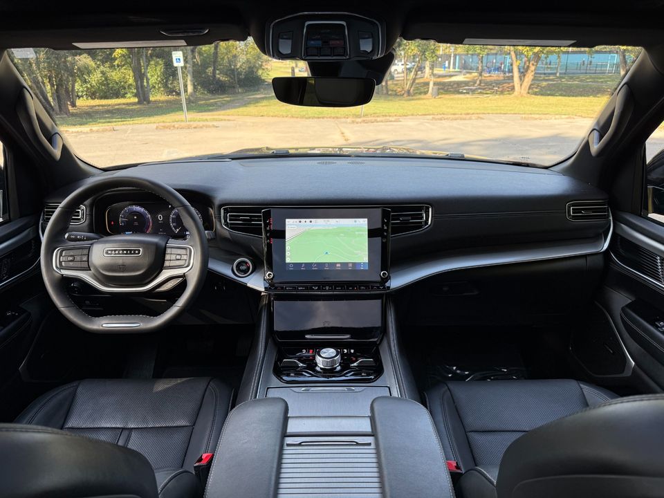 2024 Jeep Wagoneer