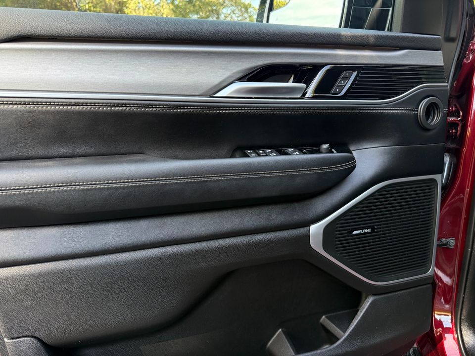 2024 Jeep Wagoneer