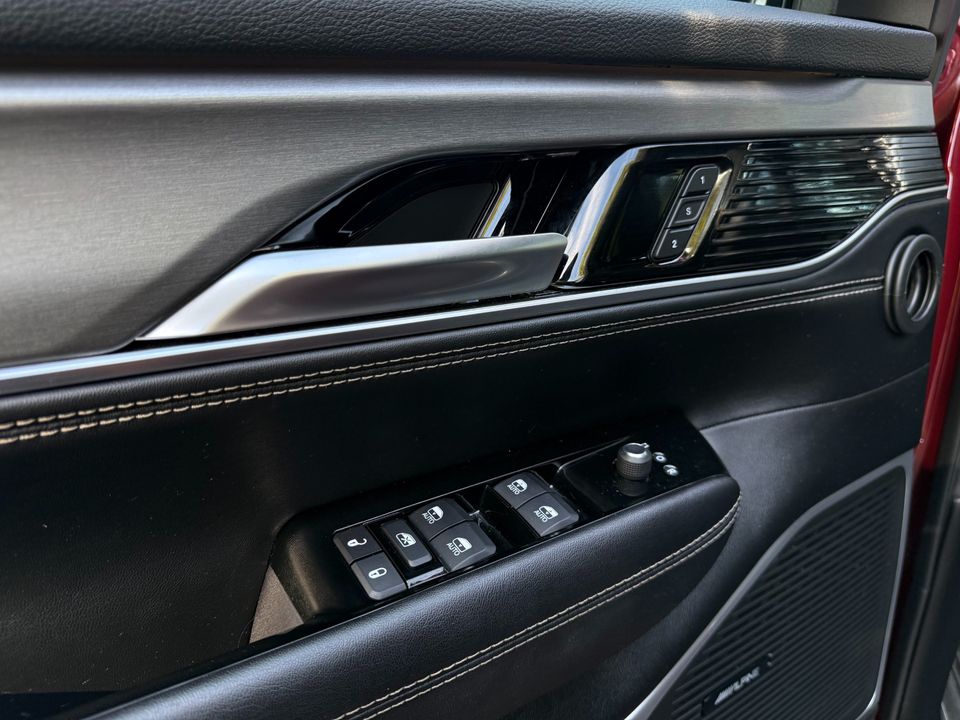 2024 Jeep Wagoneer