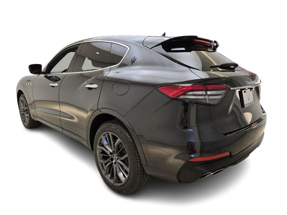 2022 Maserati Levante