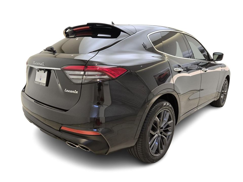 2022 Maserati Levante