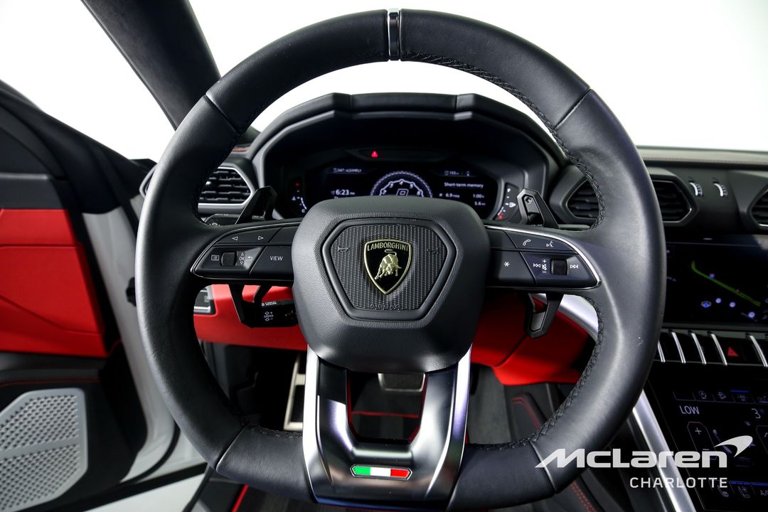 2019 Lamborghini Urus