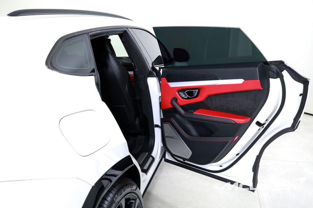 2019 Lamborghini Urus