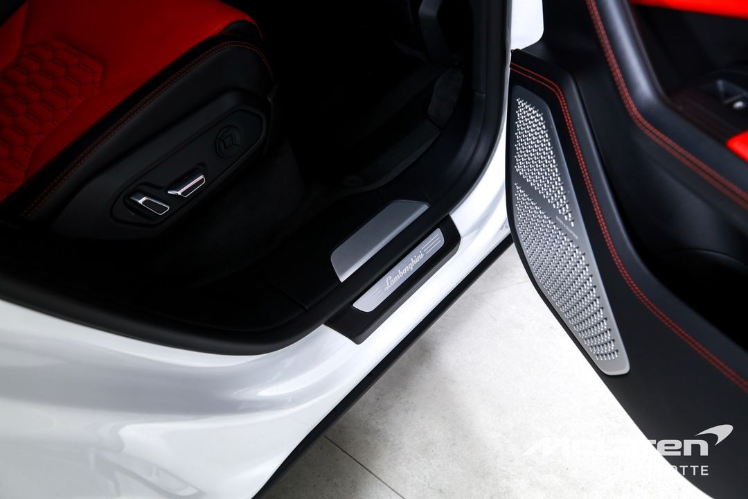 2019 Lamborghini Urus