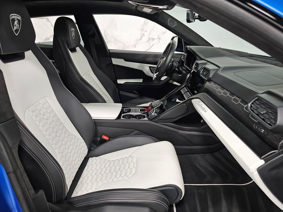 2021 Lamborghini Urus