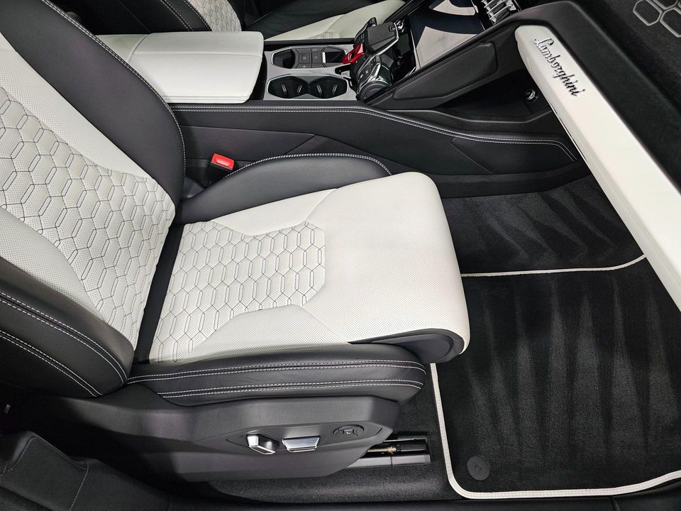 2021 Lamborghini Urus
