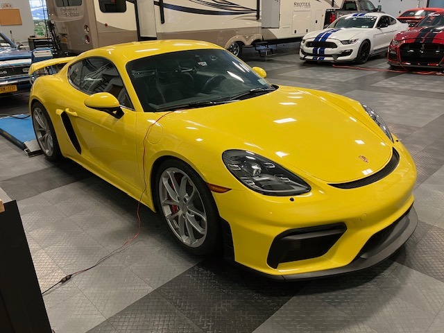 2022 Porsche 718 Cayman