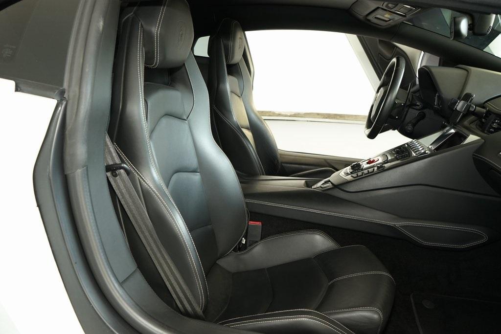 2014 Lamborghini Aventador