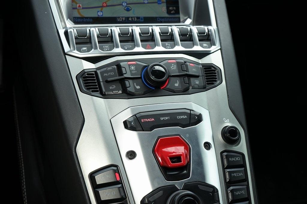 2014 Lamborghini Aventador