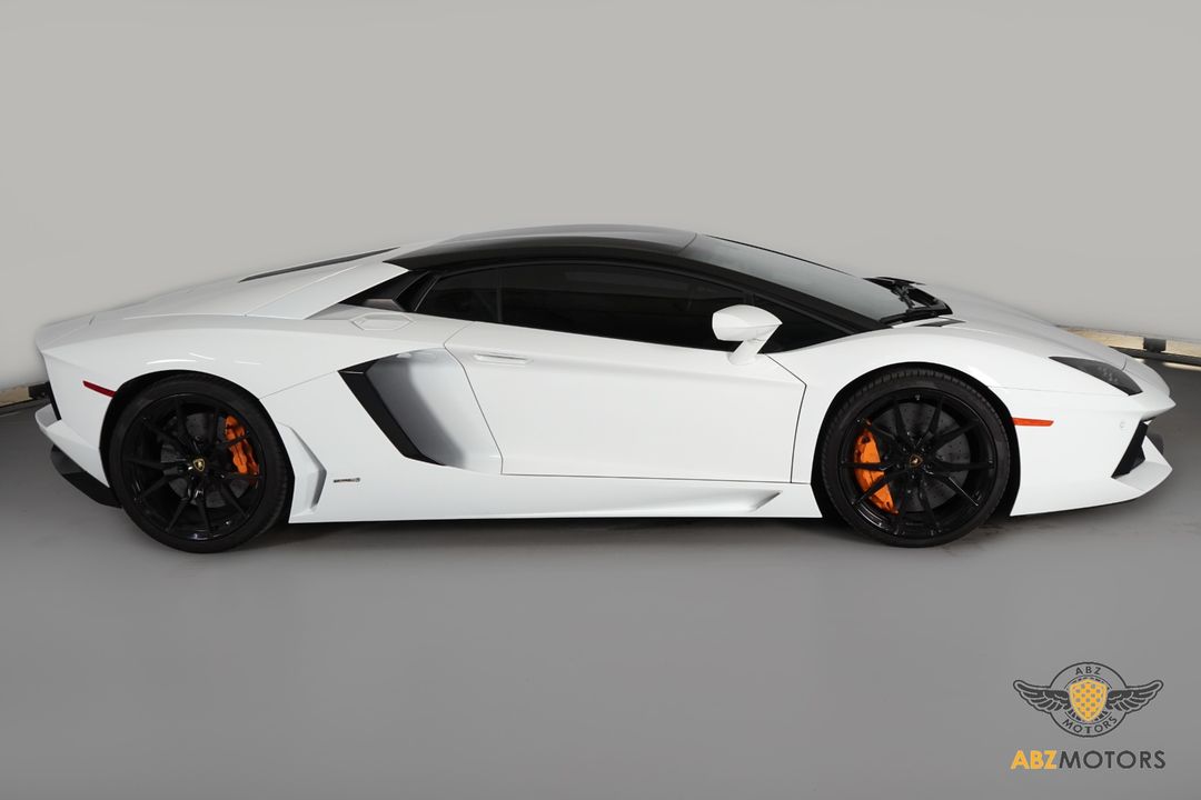 2014 Lamborghini Aventador