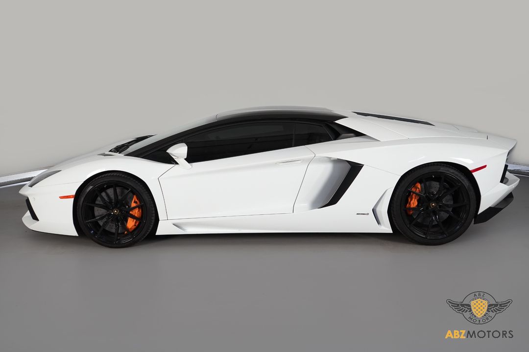 2014 Lamborghini Aventador