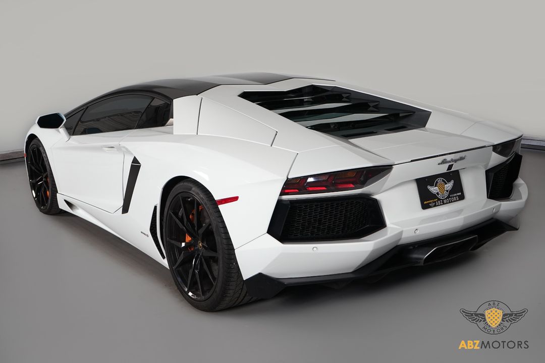 2014 Lamborghini Aventador