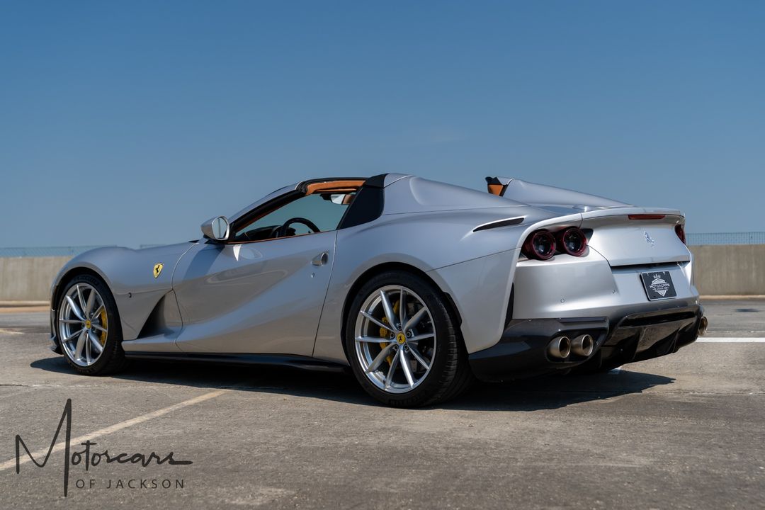 2022 Ferrari 812 GTS