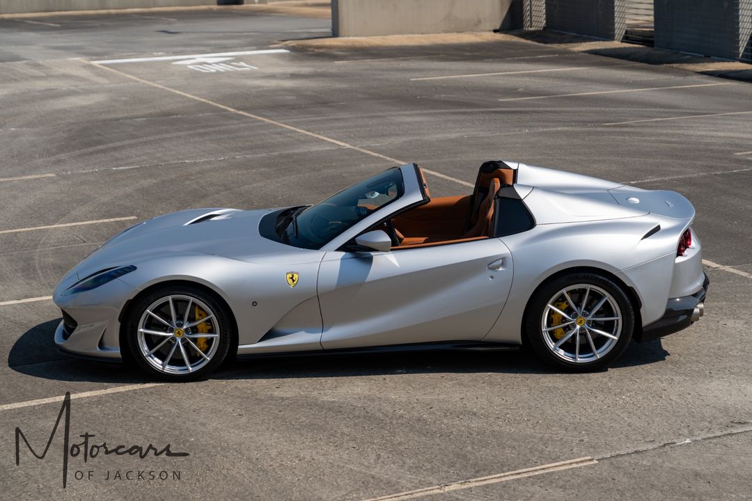 2022 Ferrari 812 GTS
