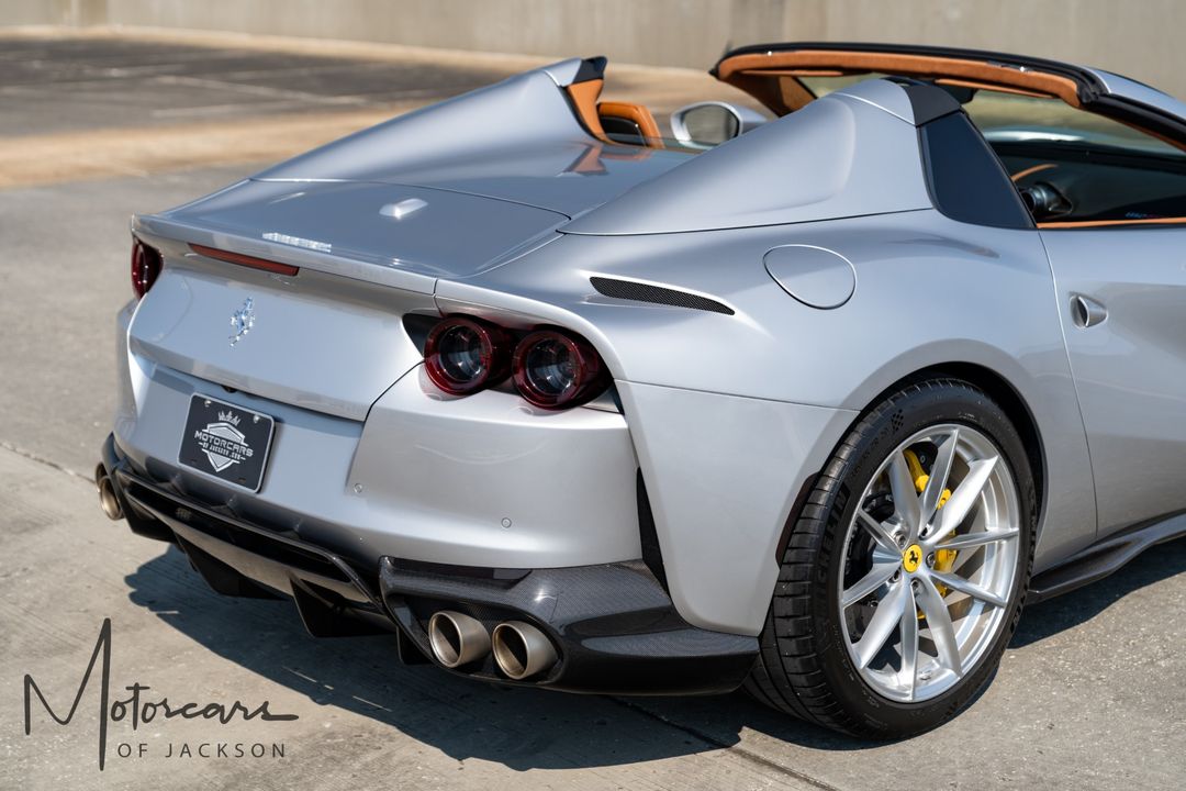 2022 Ferrari 812 GTS