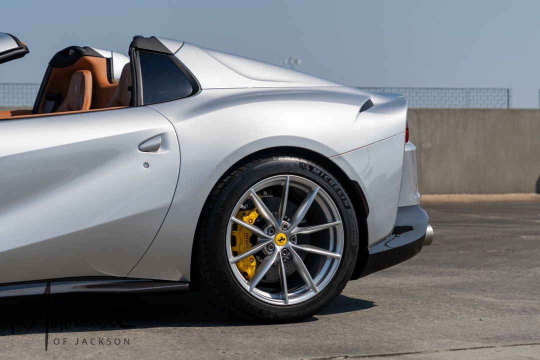 2022 Ferrari 812 GTS