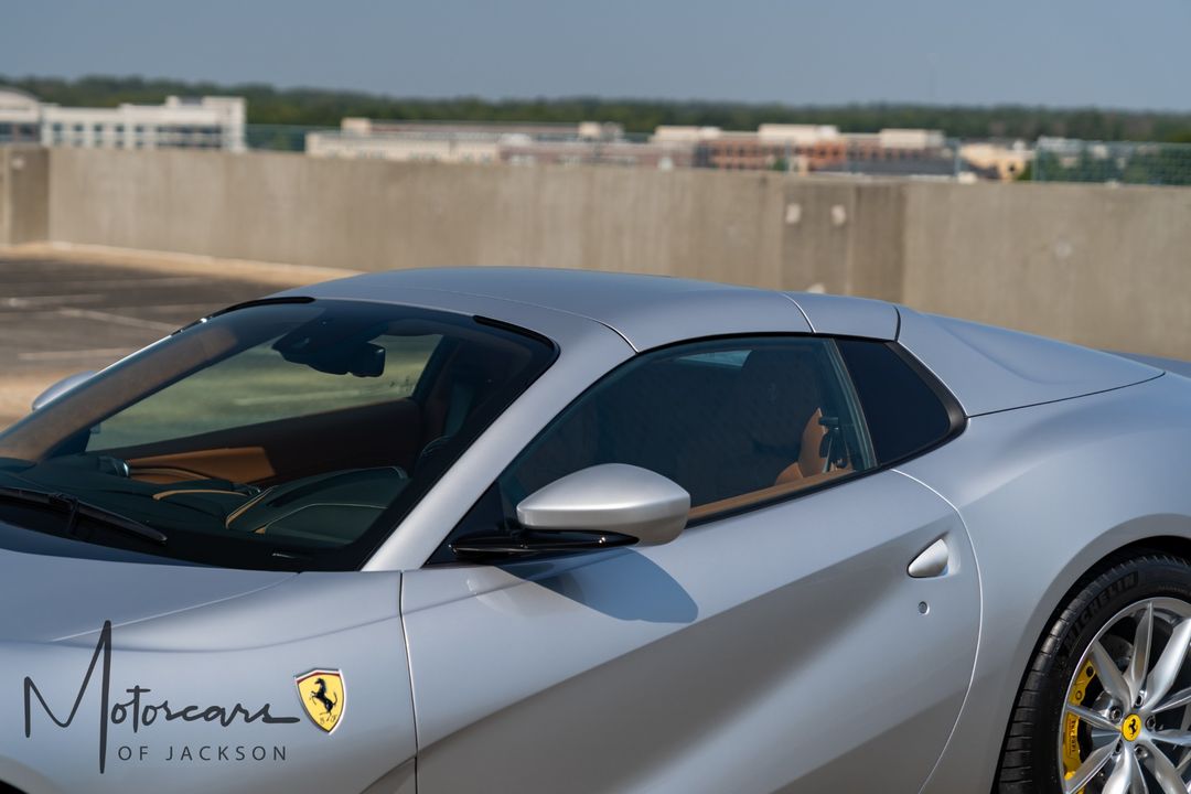 2022 Ferrari 812 GTS