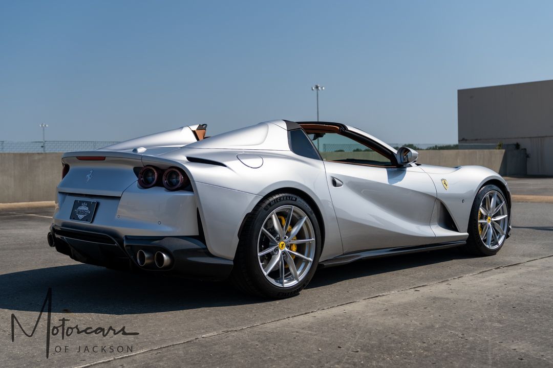 2022 Ferrari 812 GTS