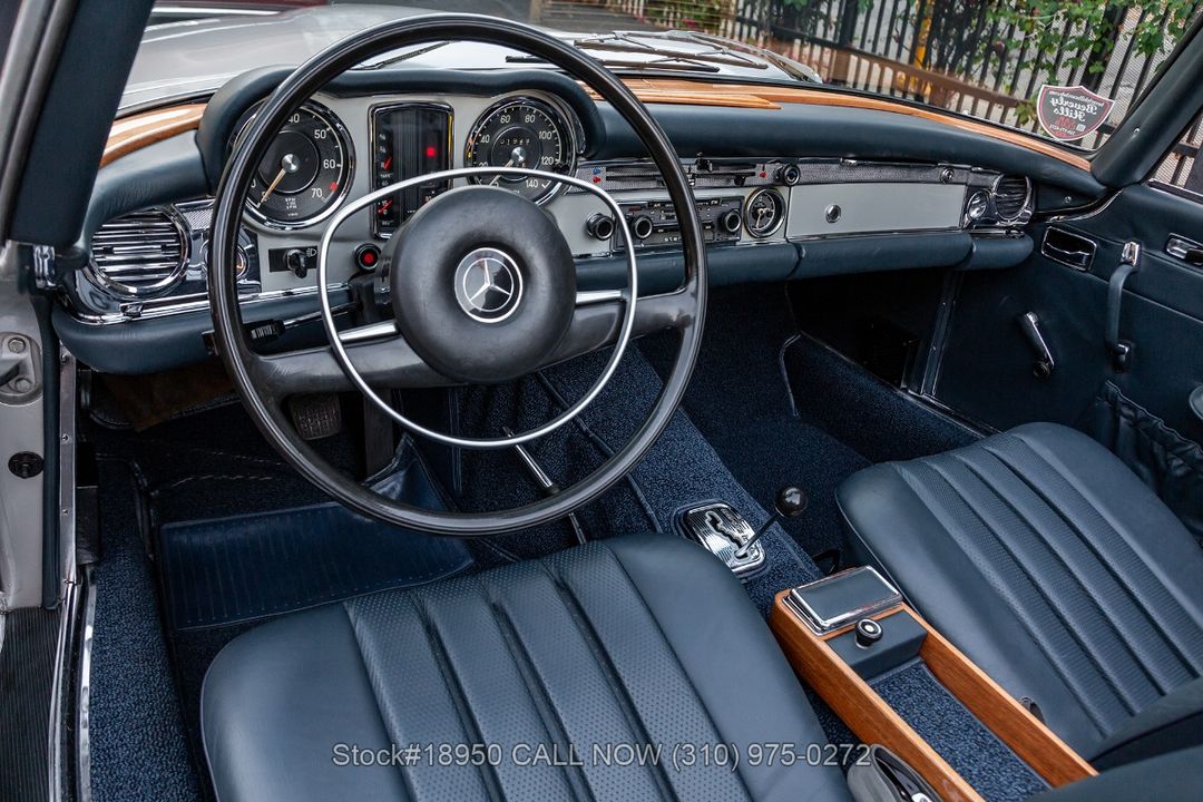 1971 Mercedes-Benz 280SL