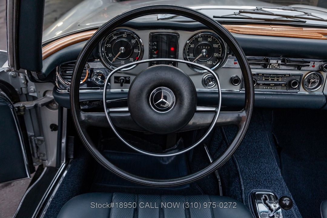 1971 Mercedes-Benz 280SL