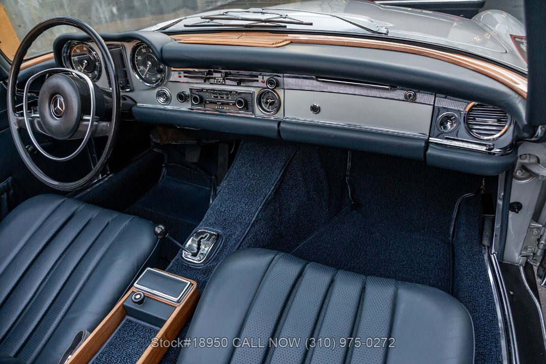 1971 Mercedes-Benz 280SL