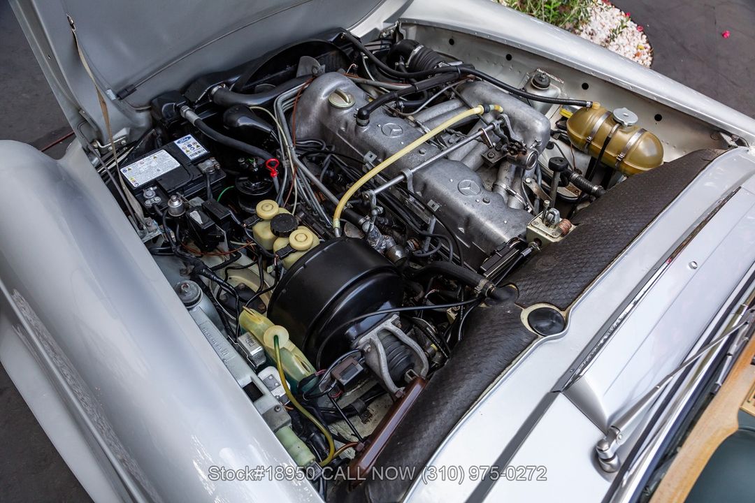 1971 Mercedes-Benz 280SL