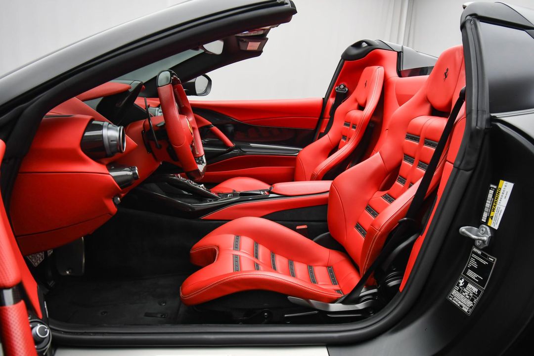 2023 Ferrari 812 GTS