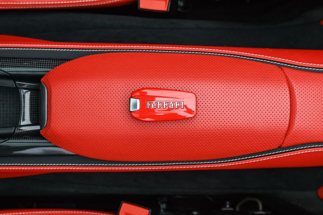 2023 Ferrari 812 GTS