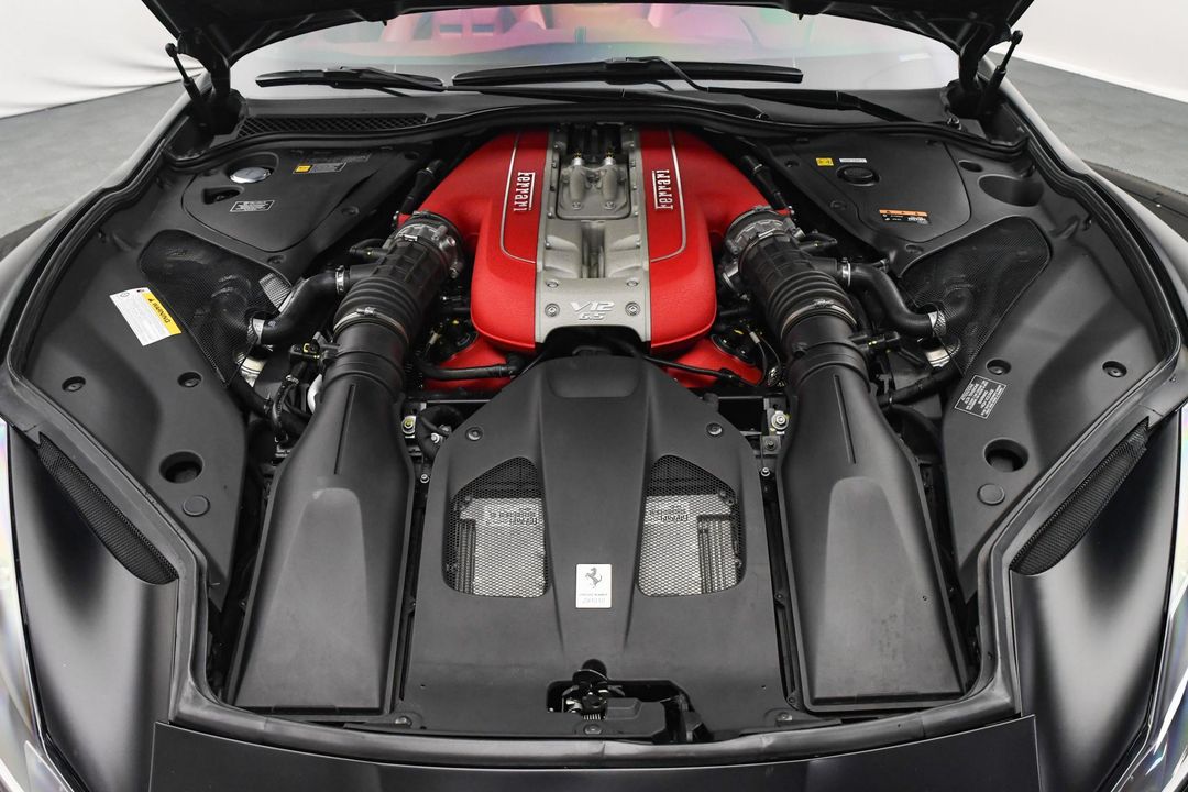 2023 Ferrari 812 GTS