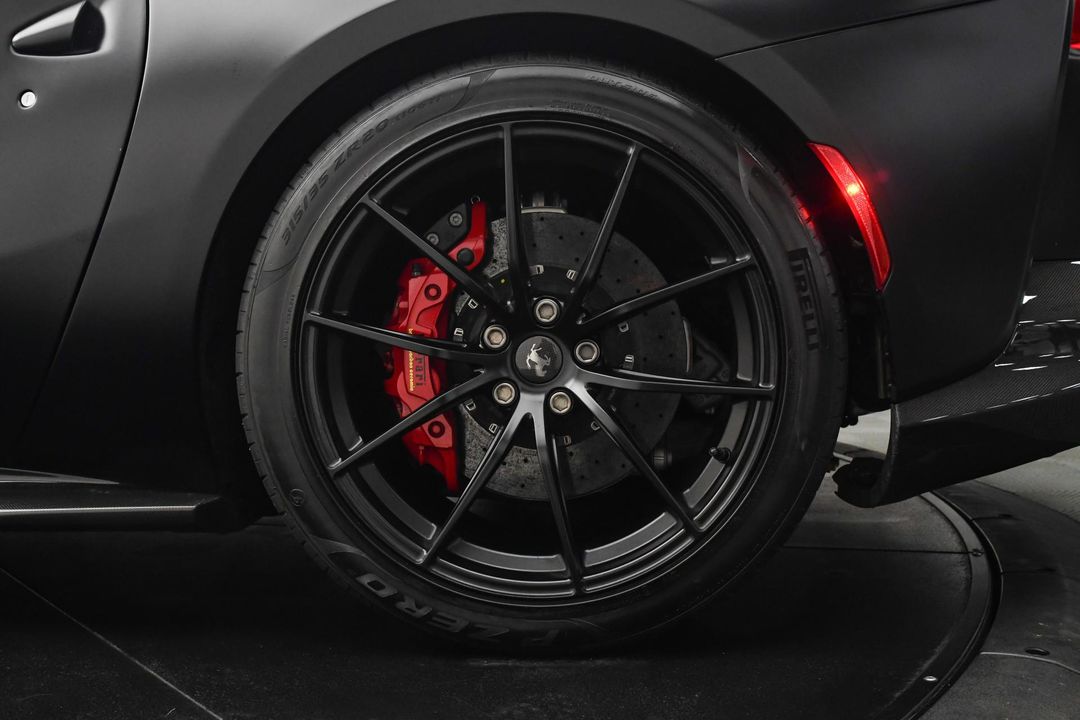 2023 Ferrari 812 GTS