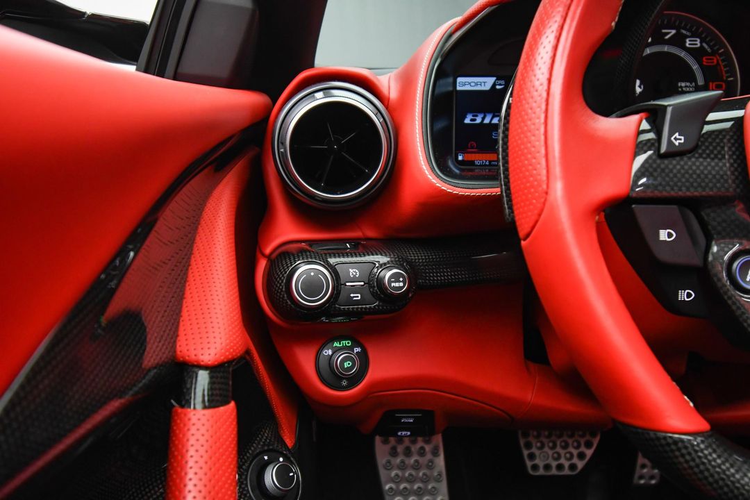 2023 Ferrari 812 GTS
