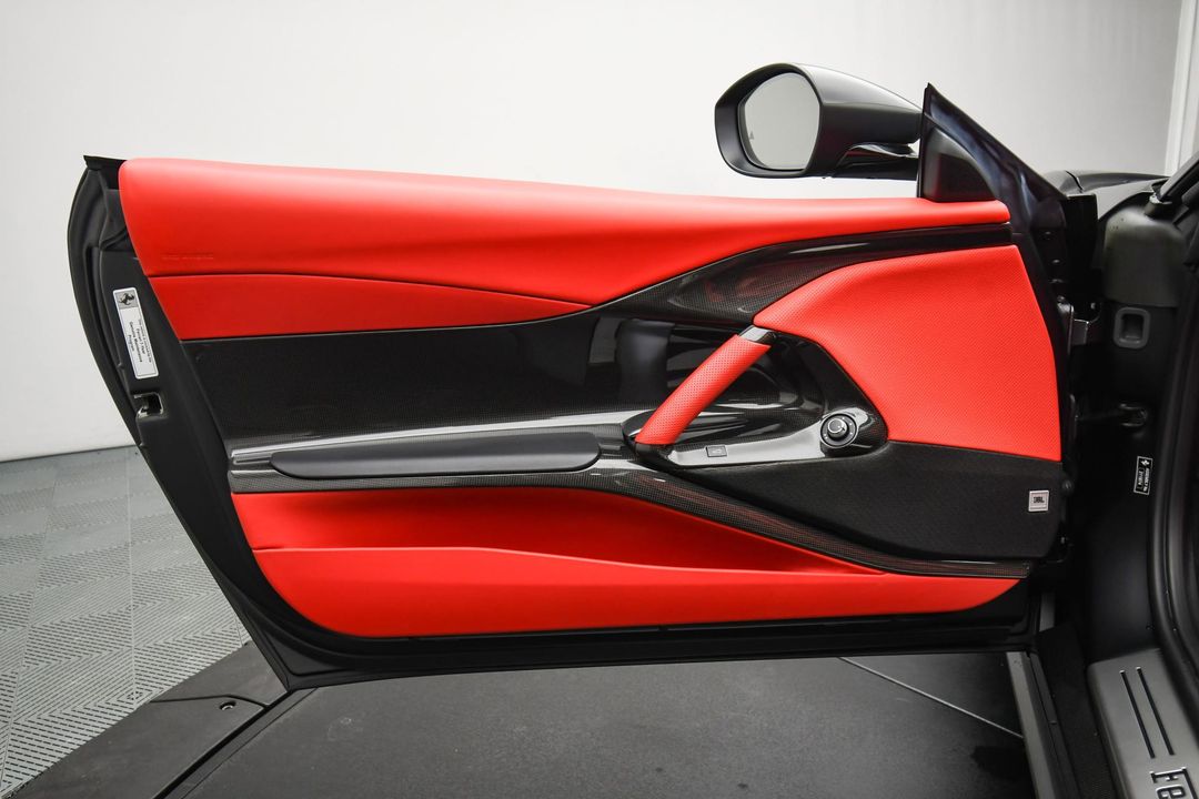 2023 Ferrari 812 GTS