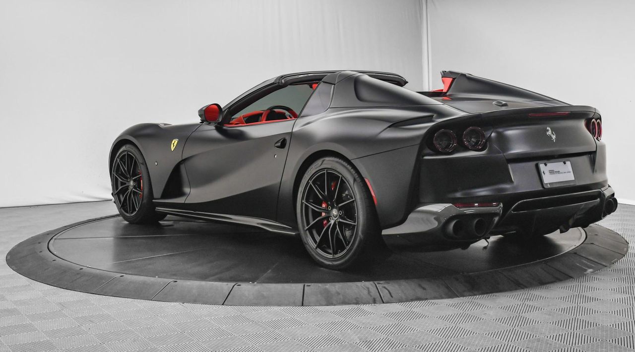 2023 Ferrari 812 GTS
