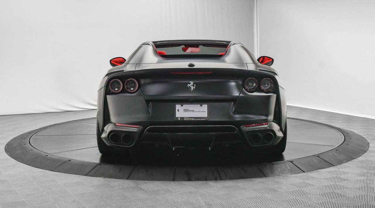 2023 Ferrari 812 GTS