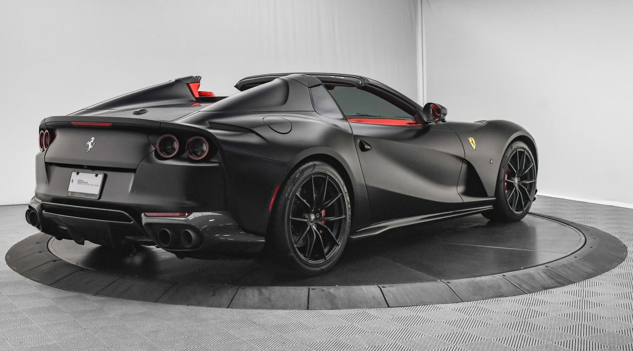 2023 Ferrari 812 GTS